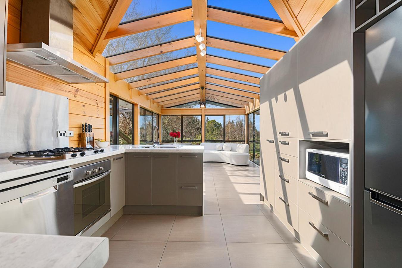 Mountviews Lodge Taupo Eksteriør bilde