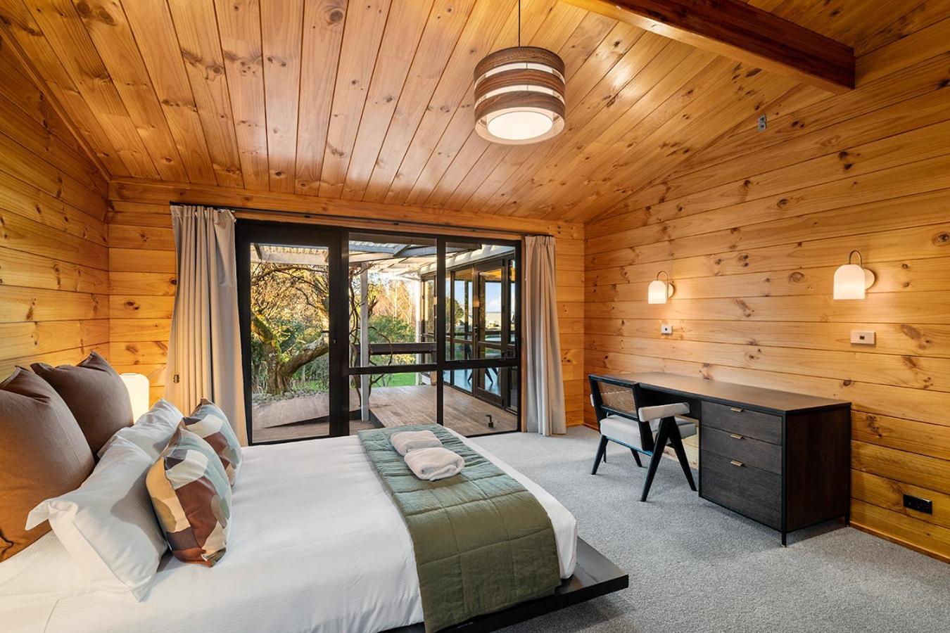 Mountviews Lodge Taupo Eksteriør bilde